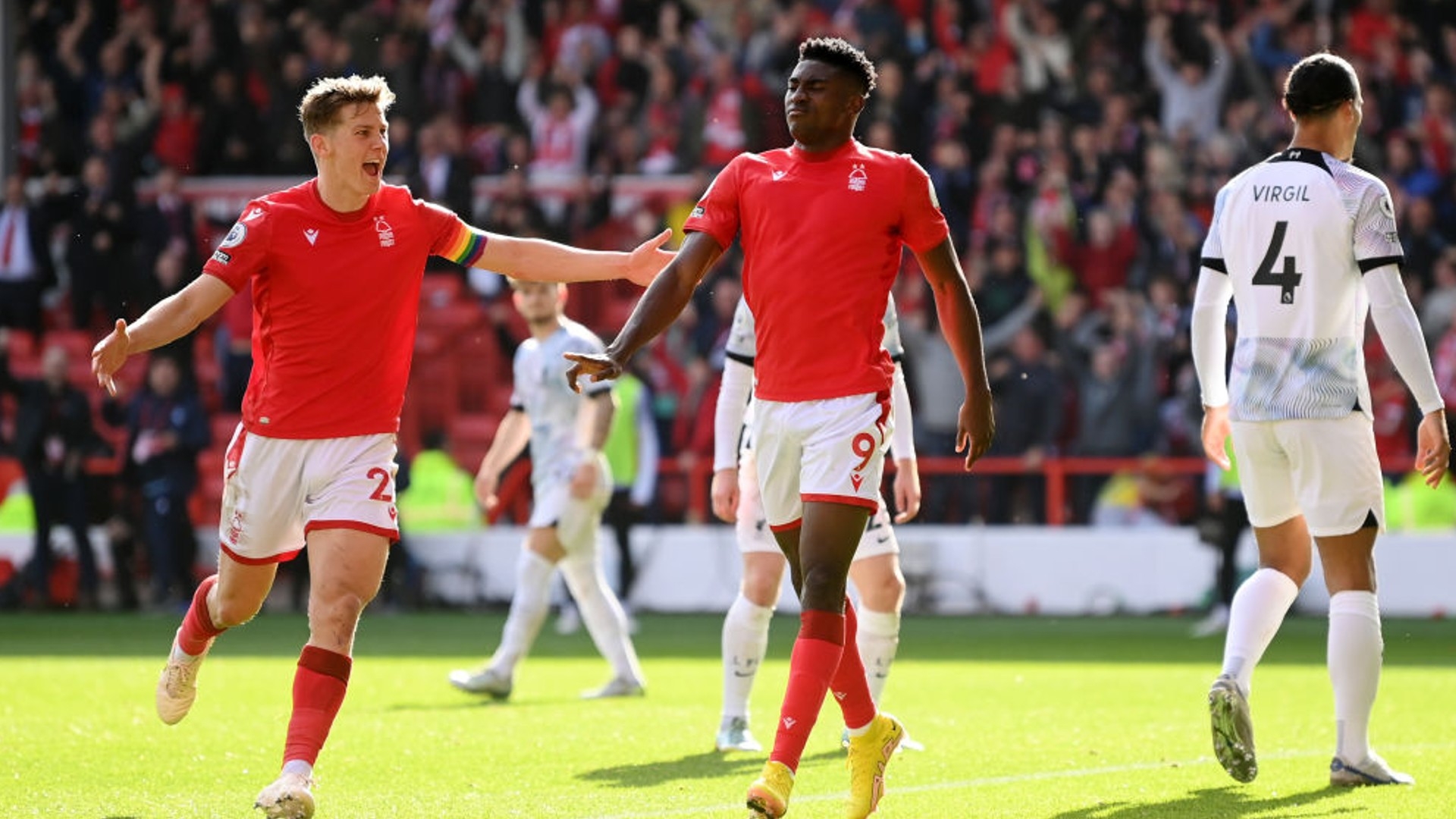 锦赛中获得 锦赛中获得